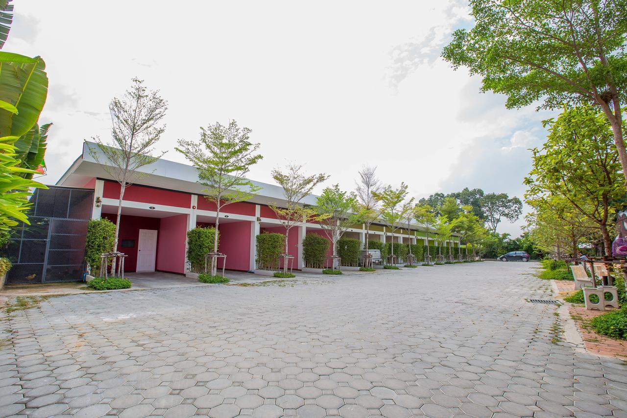 Motel Fruit House Pattaya Landkreis Landkreis Bang Lamung Exterior foto